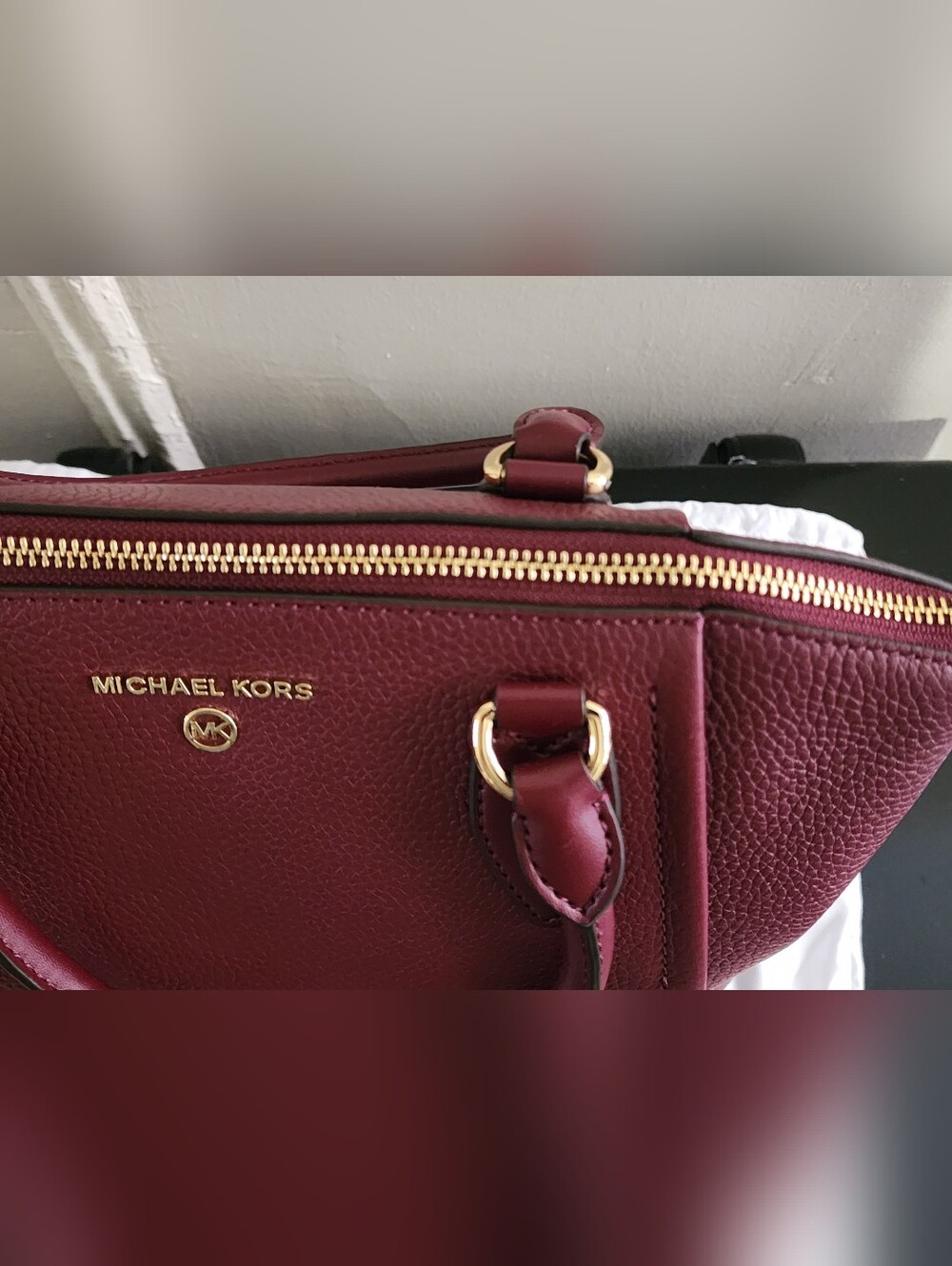 ‼️ON SALE‼️New Michael Kors Wine Pebbled Leather Crossbody Satchel - Picture 5 of 10